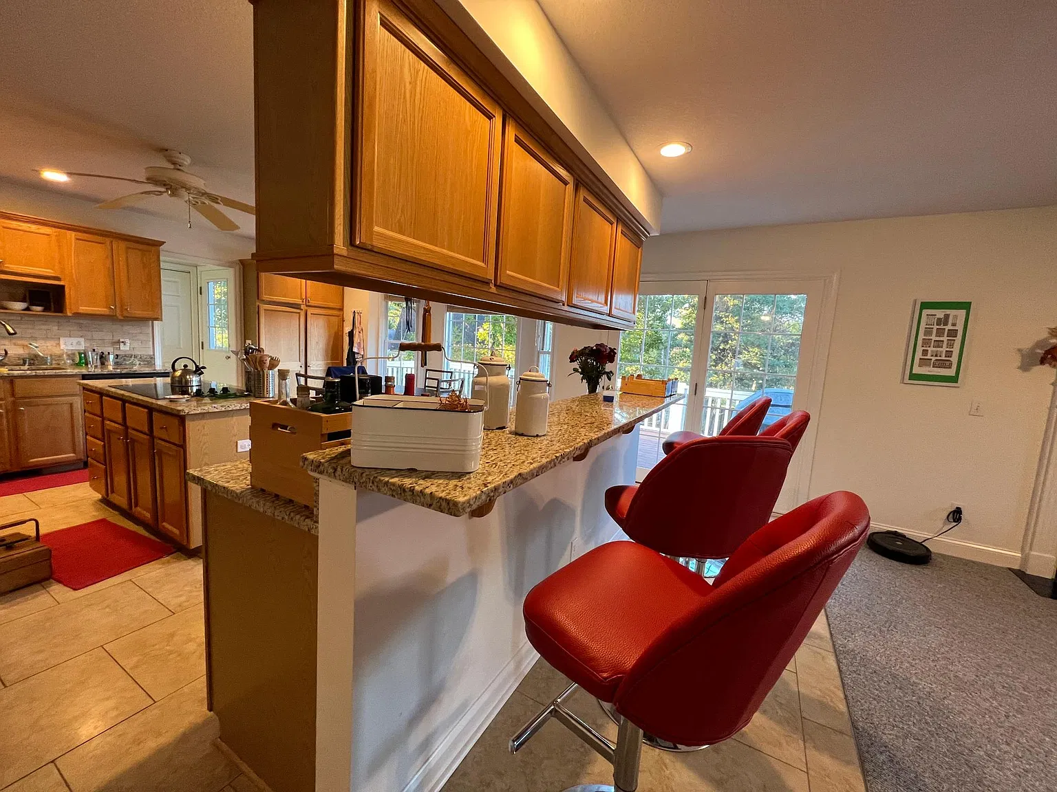 4 bed, 3.5 bath, 2630 sqft, $3,900 — Photo 4