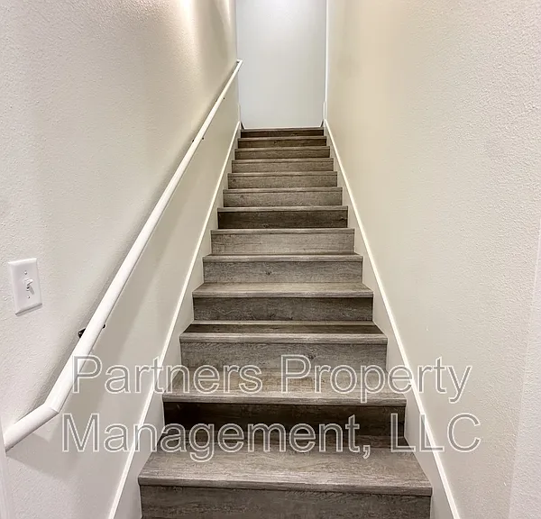 821 S Benchmark Ln #2 — Photo 7