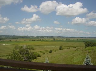 2989 Fieldcrest Dr, Missouri Valley, IA 51555