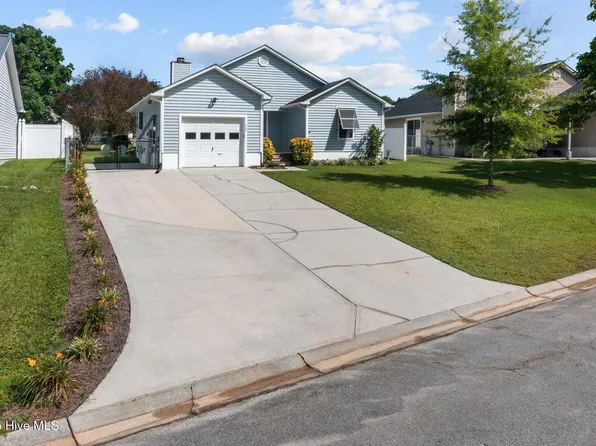 405 Holly Lane, Swansboro, NC 28584