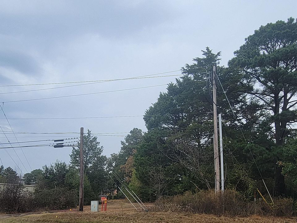 2nd image of 3907 Stone Rd