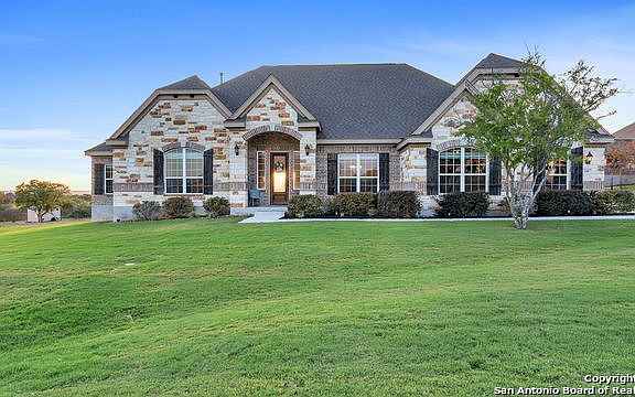 3rd image of 218 Sittre Dr