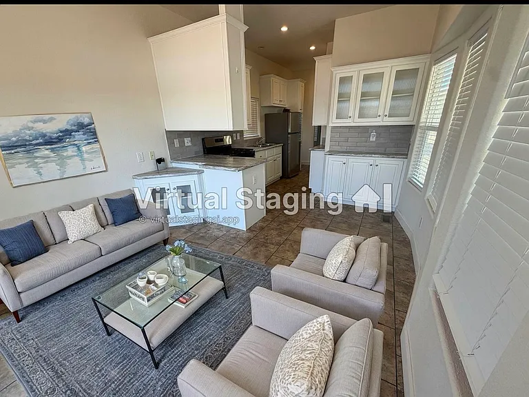 200 E Ivanhoe St #84 — Photo 3