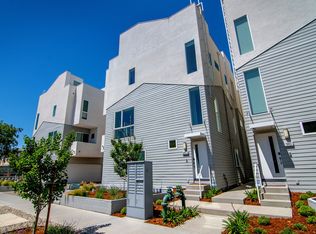 10909 1/2 Otsego St, North Hollywood, CA 91601