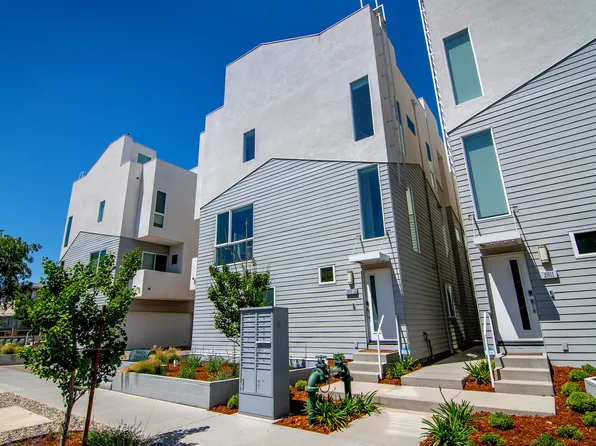 10909 1/2 Otsego St, North Hollywood, CA 91601