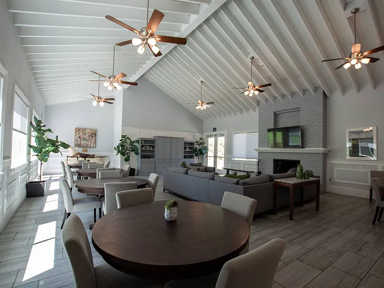 Selby Ranch Apartment Homes — Photo 38