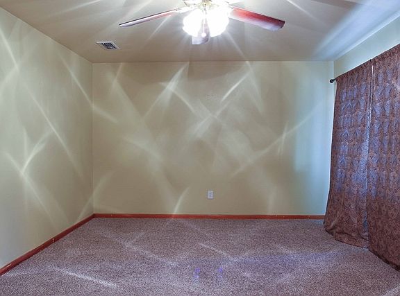 4th image of 4627 McKnight Dr