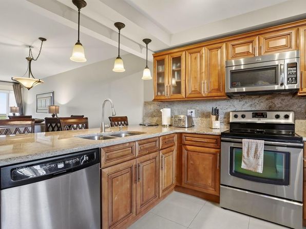 605 Oaks Dr APT 1008