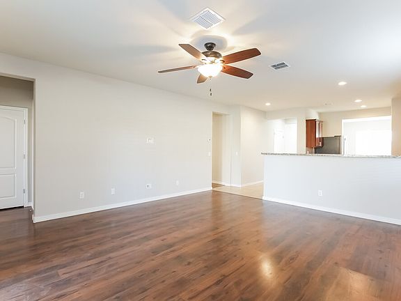 4th image of 24656 W Mobile Ln