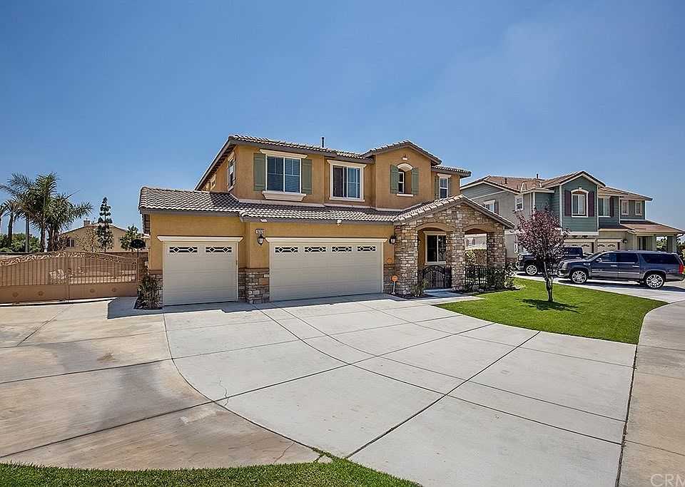 1st image of 16329 Basswood Ln
