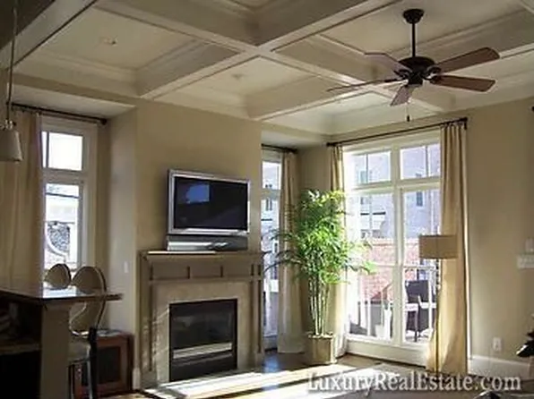 200 Spalding Cir, Sandy Springs, GA 30328