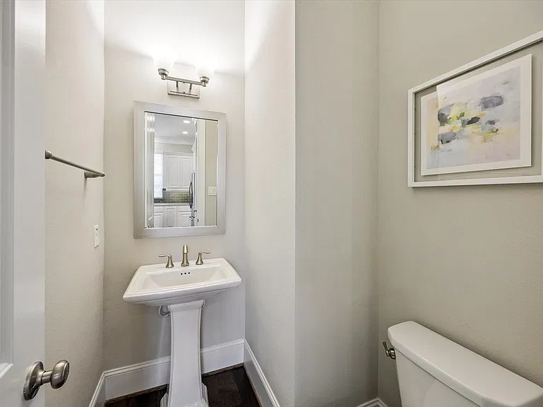 739 Dorothy St — Photo 12
