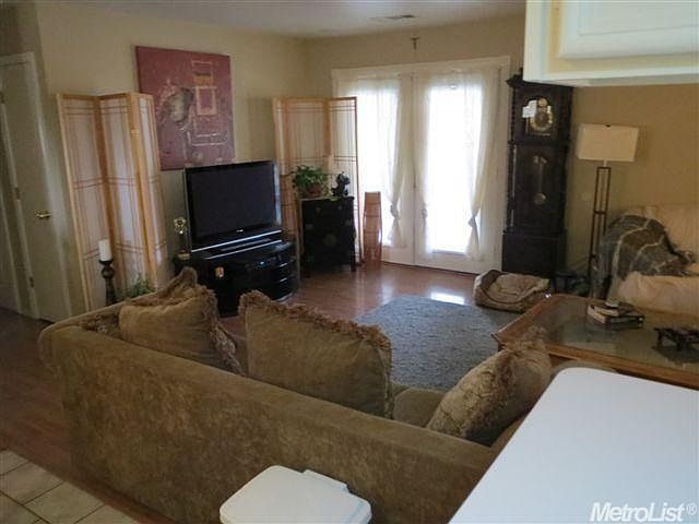 2nd image of 591 Tammi Way