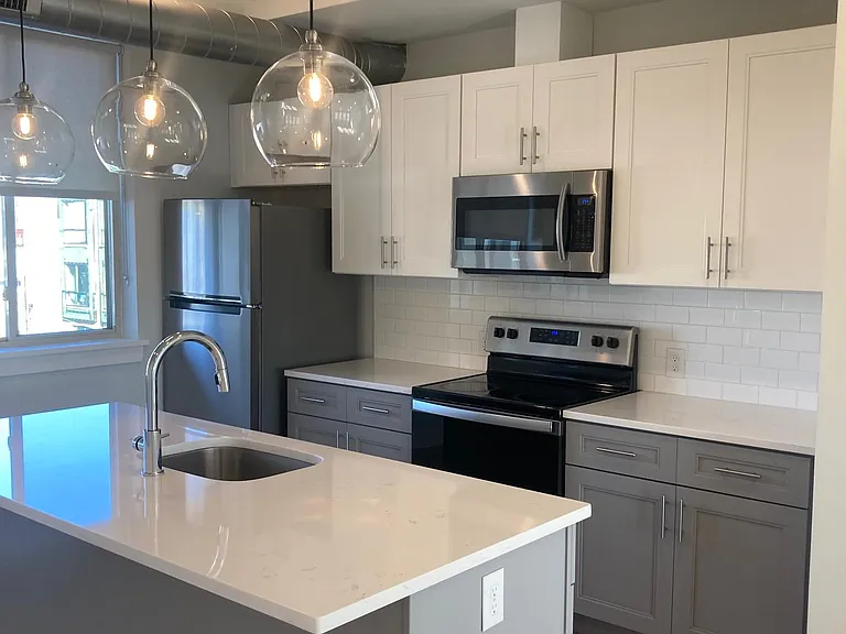 121 W Cumberland St #105 — Photo 2