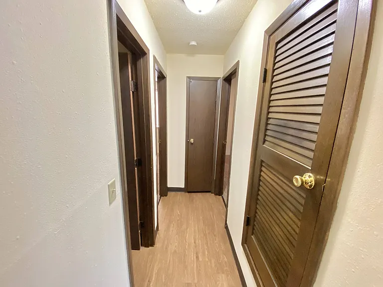 Kimberly Club Apartments — Photo 170