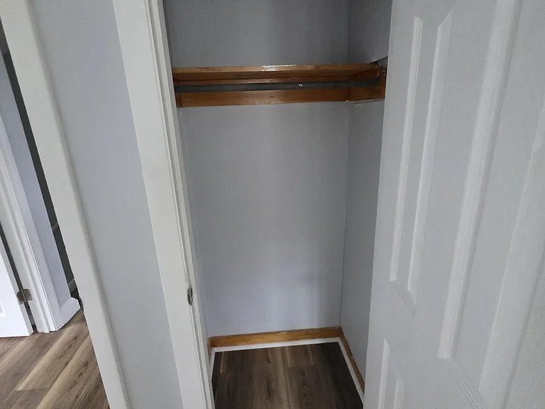 122 Beacon St — Photo 8