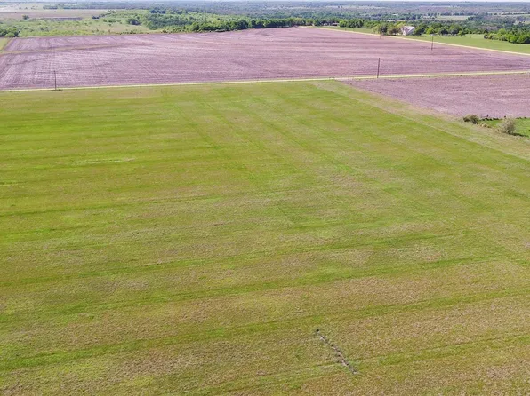 1 County Road 418, Thorndale, TX 76577