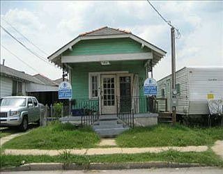 1st image of 1812 Piety St