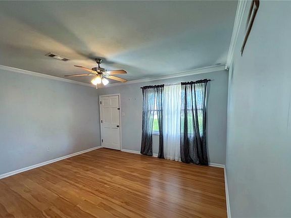 4th image of 2716 Pritchard Rd