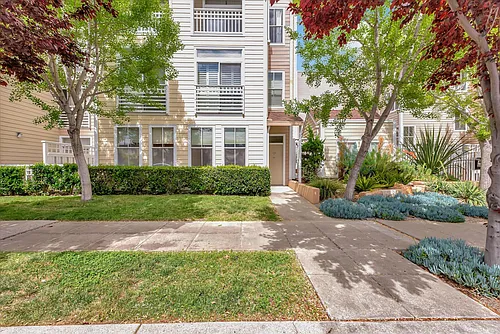 550 Ortega Ave Photo 1