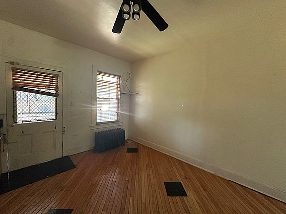 5th image of 10509 S Corliss Ave