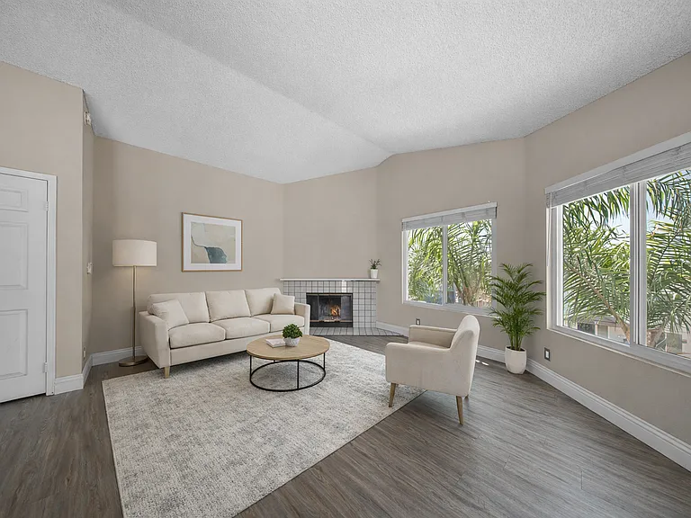 1190 Newport Ave. — Photo 2