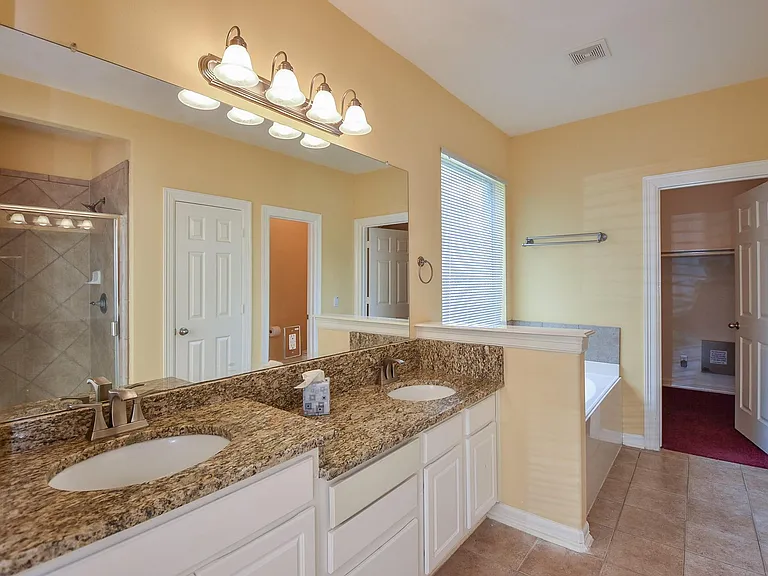 25203 Oak Villa Dr — Photo 26