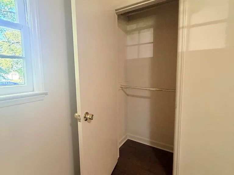 5701 Cates Dr — Photo 23