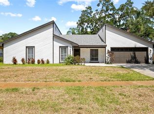 13534 Lake Magdalene Dr, Tampa, FL 33613