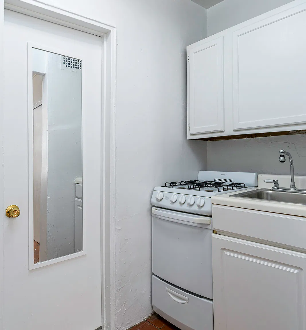 436 East 9th Street — Photo 3