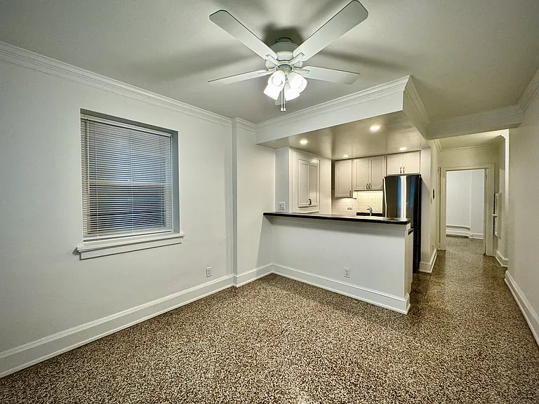 Marshall Hall Apartments — Photo 3