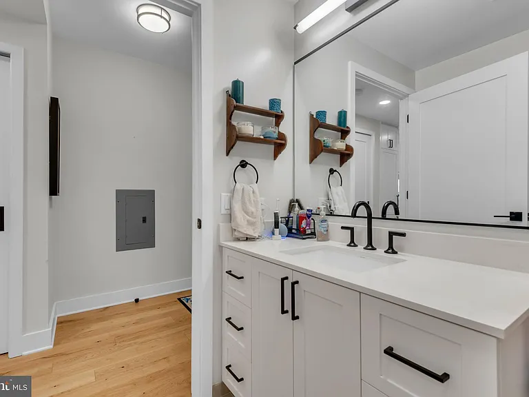 1211 Van St SE #1014 — Photo 17