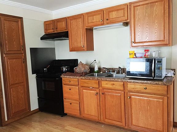 4th image of 3105 W Willow St #B