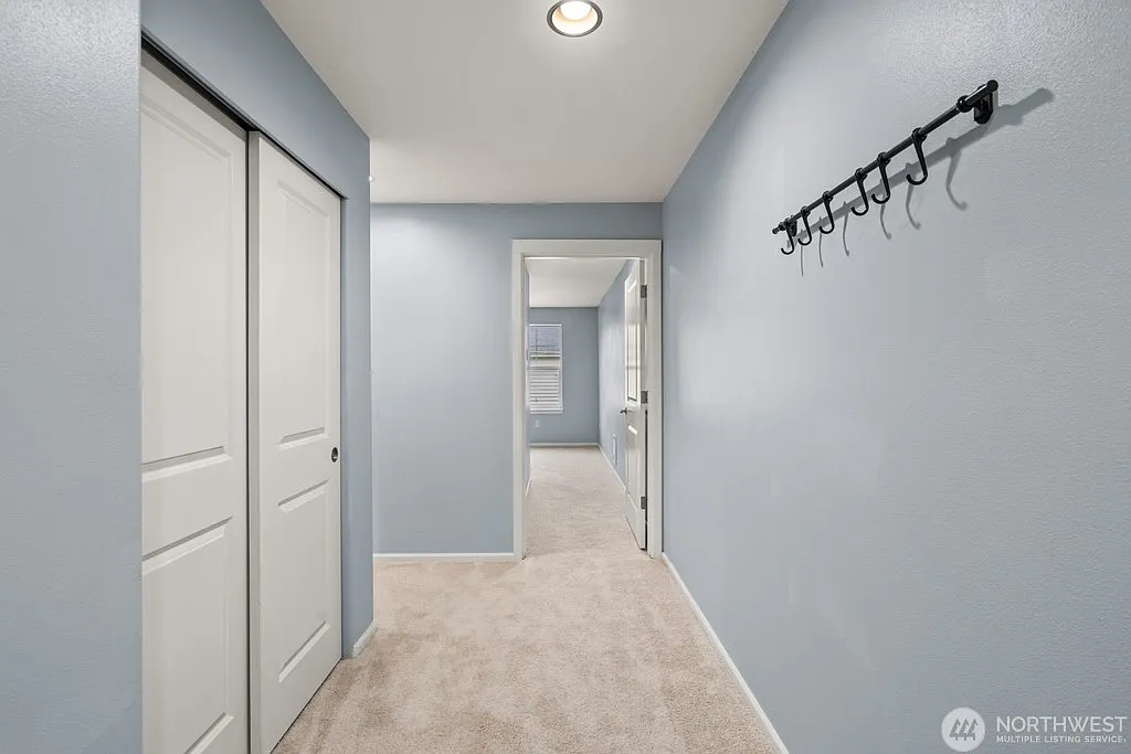 2 bed, 1008 sqft, $2,250 — Photo 4