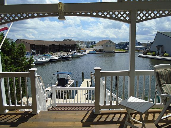Cove View