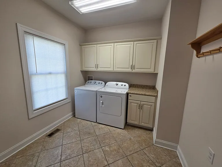 520 Cornerstone St — Photo 15