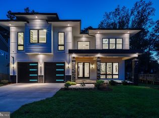 1205 Ross Dr SW, Vienna, VA 22180