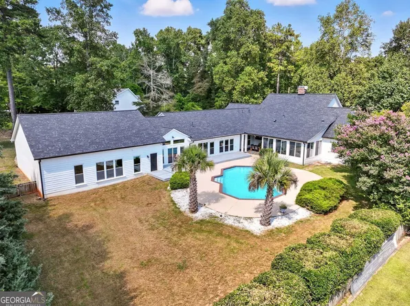 8675 Lake Forest Dr, Jonesboro, GA 30236