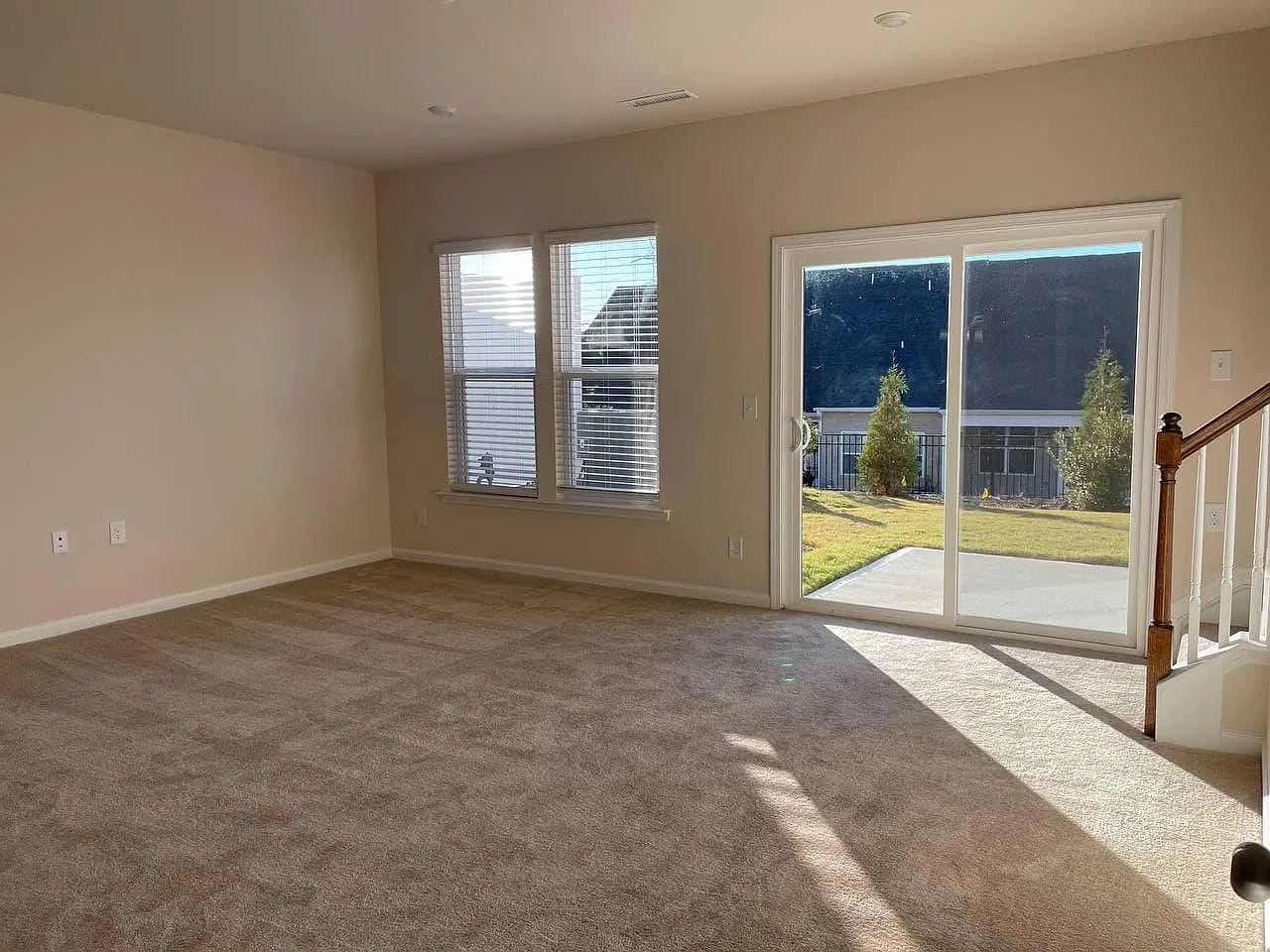 1008 Sycaten St — Photo 3