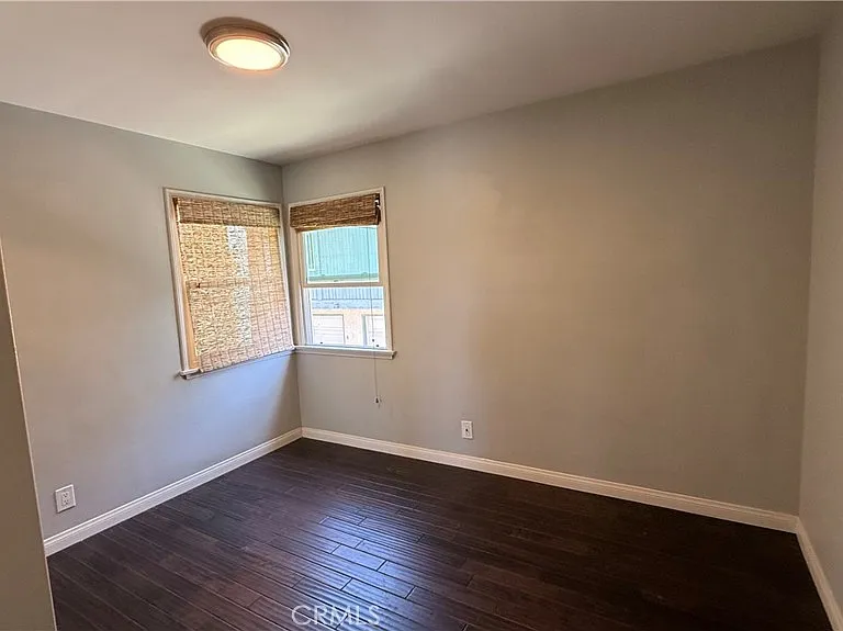 612.5 Narcissus Ave — Photo 12