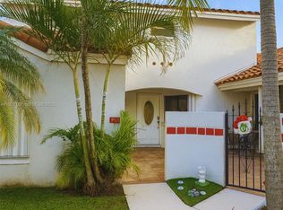 1913 San Remo Cir, Homestead, FL 33035