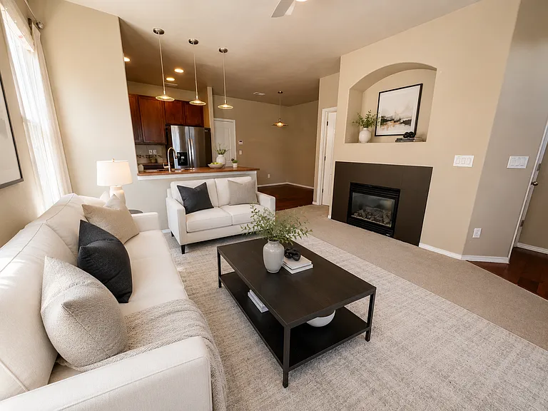 6250 Upham Hts — Photo 2