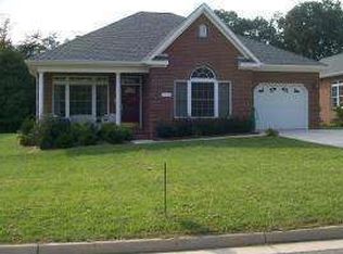 1240 Red Ln, Salem, VA 24153