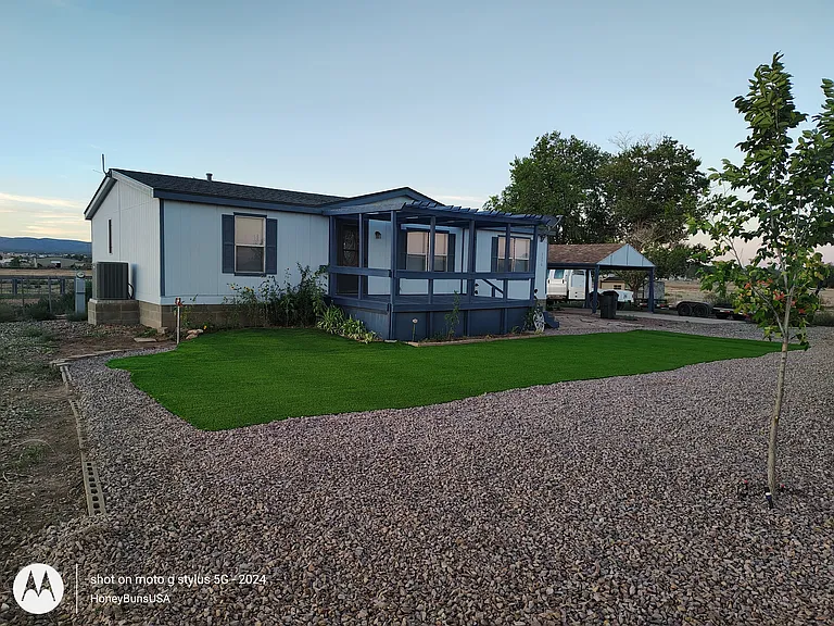 2270 W Bayberry Dr — Photo 2