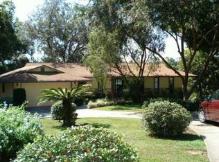 19030 Bates Ave, Eustis, FL 32736