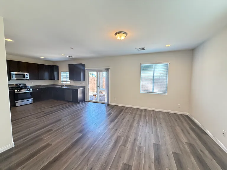 6070 Forest Archer Pl — Photo 5