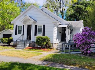 19 Healy Rd, Worcester, MA 01603