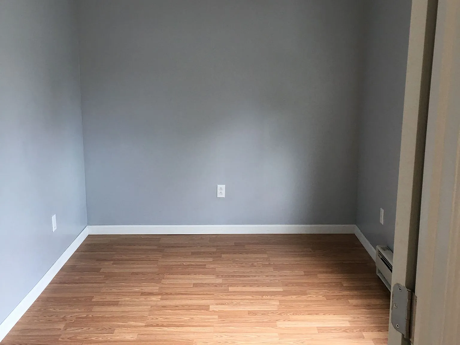 2 bed, $1,050 — Photo 2