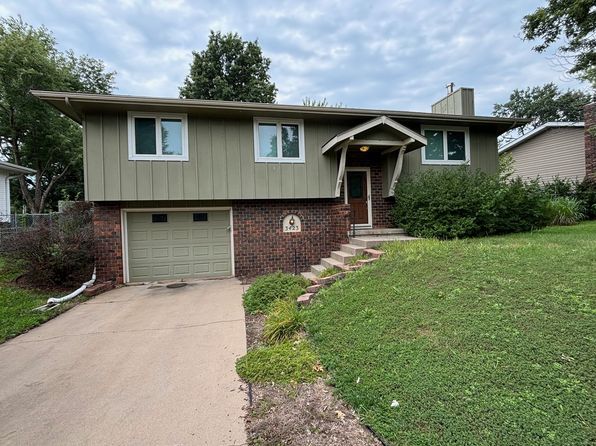 3423 Woods Dr