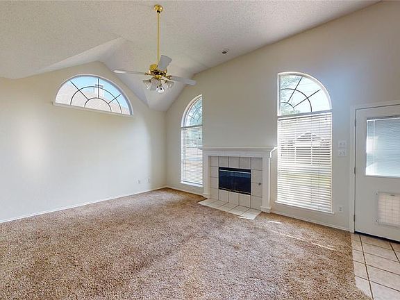3rd image of 34 Sonora Dr